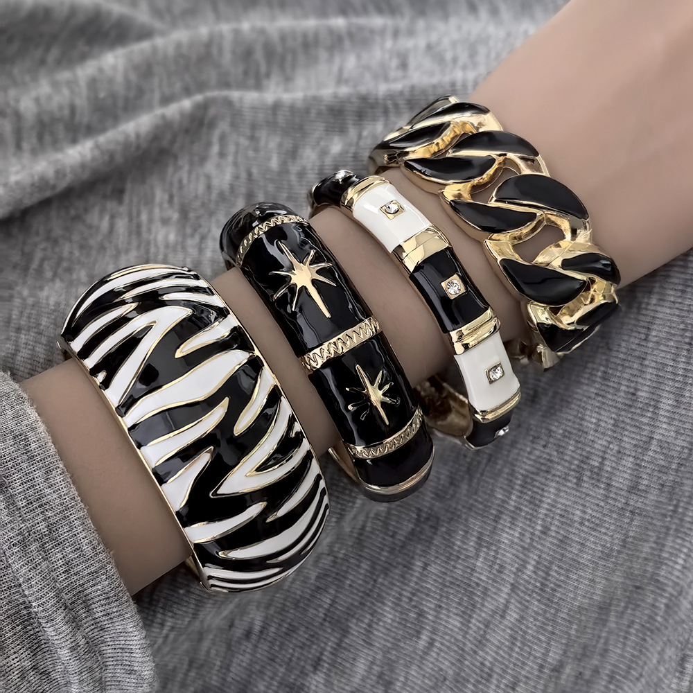 Gelang Lebar Logam Bulat Bentu - Zebra Tablet Accessories ulasan dan harga